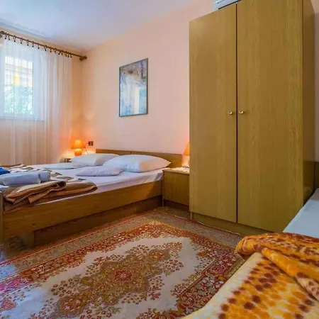Apartment In 39342
